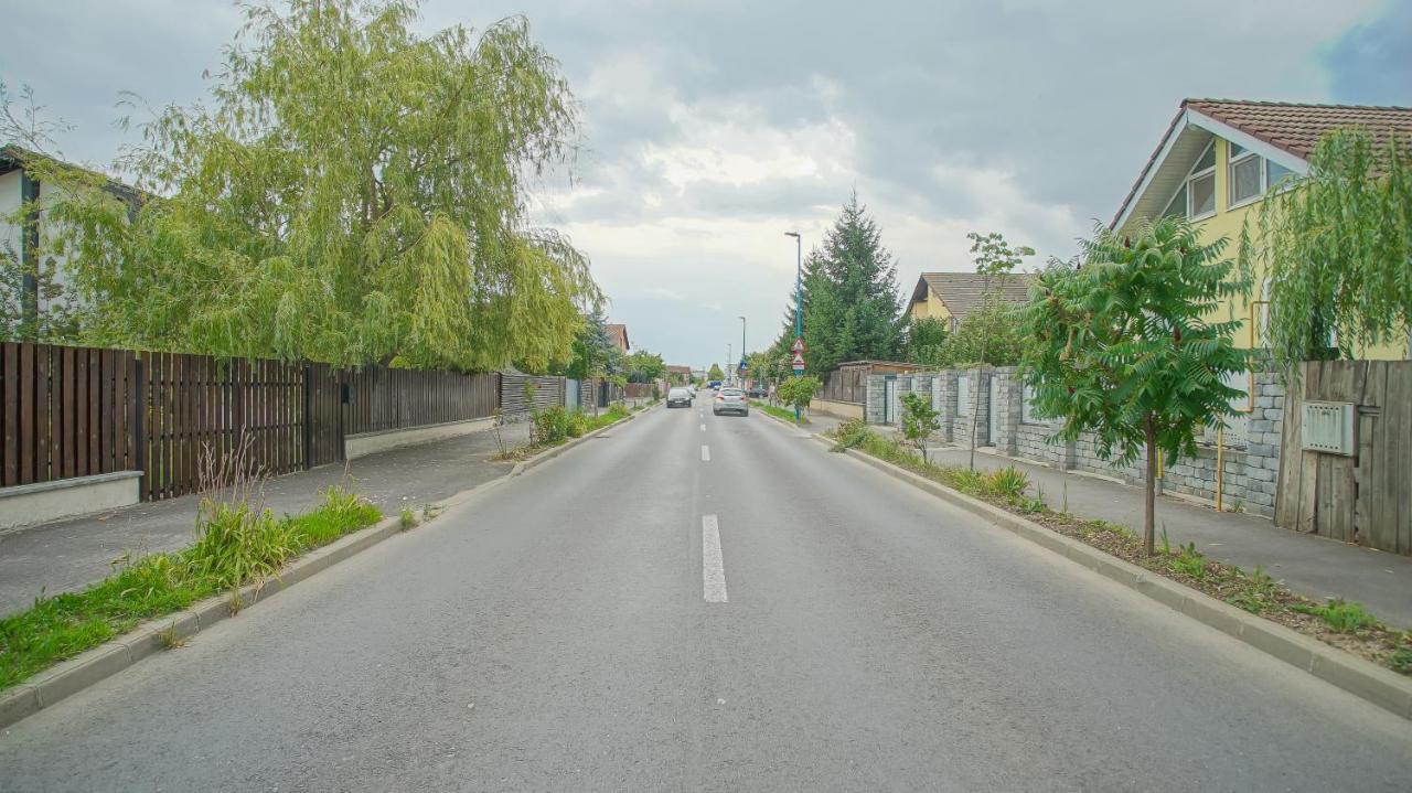 Vilux With Indoor Private Parking Apartment Brasov Exterior photo